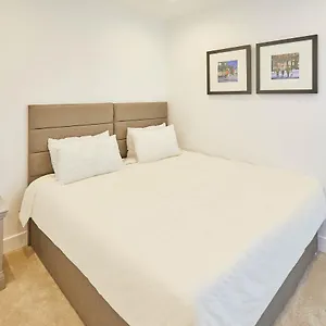 Host & - One Apartment Harrogate